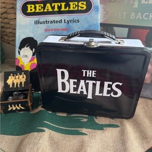 The Beatles gift bundle 🎶🎵🎤